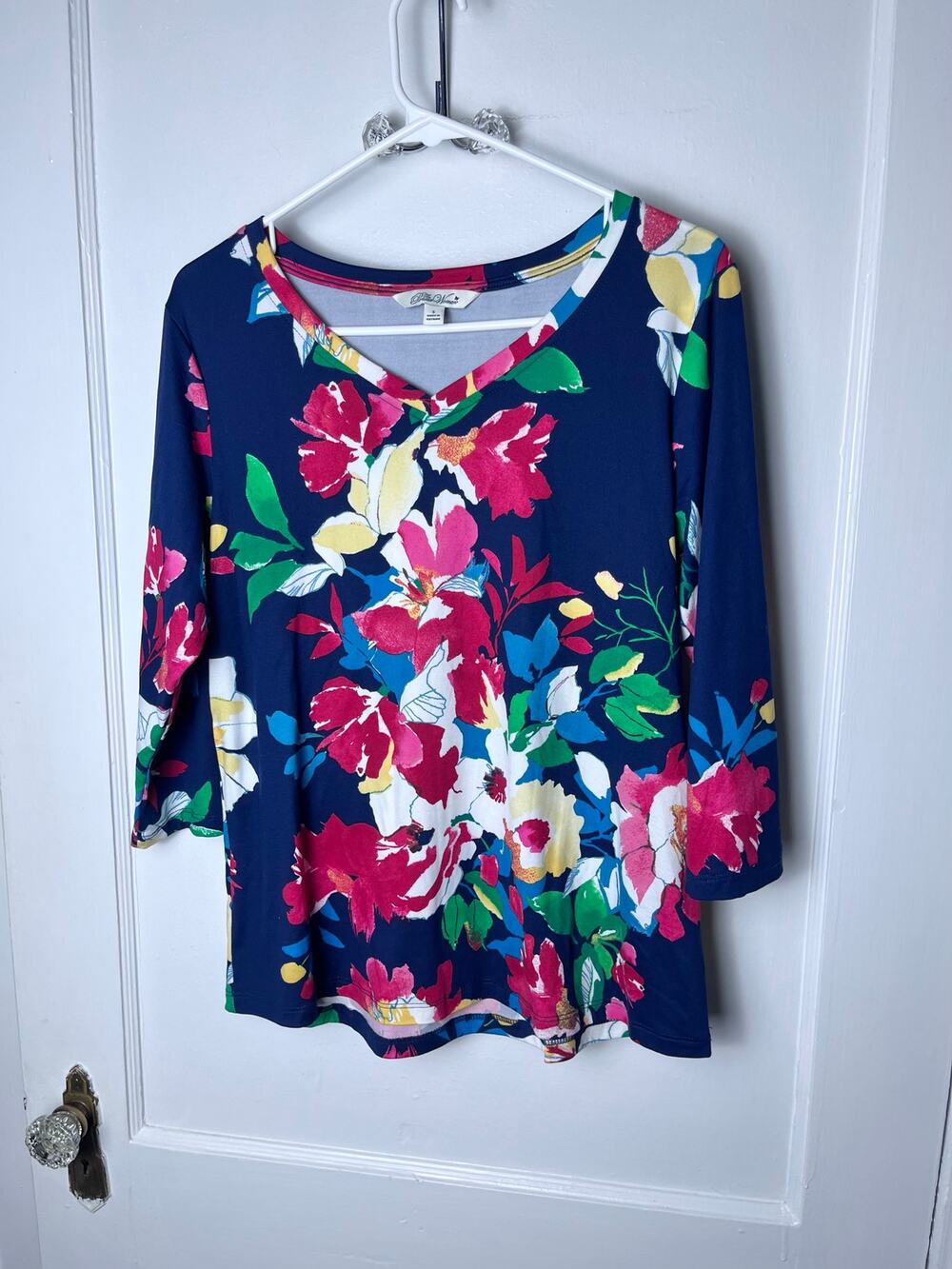 The Pioneer Woman Blue Pink Floral Knit V-neck 3/4 Sleeve Blouse Top Size Small